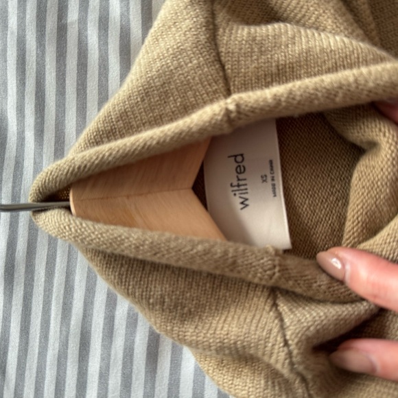 Aritzia Wilfred Cyprie Sweater - Picture 6 of 6